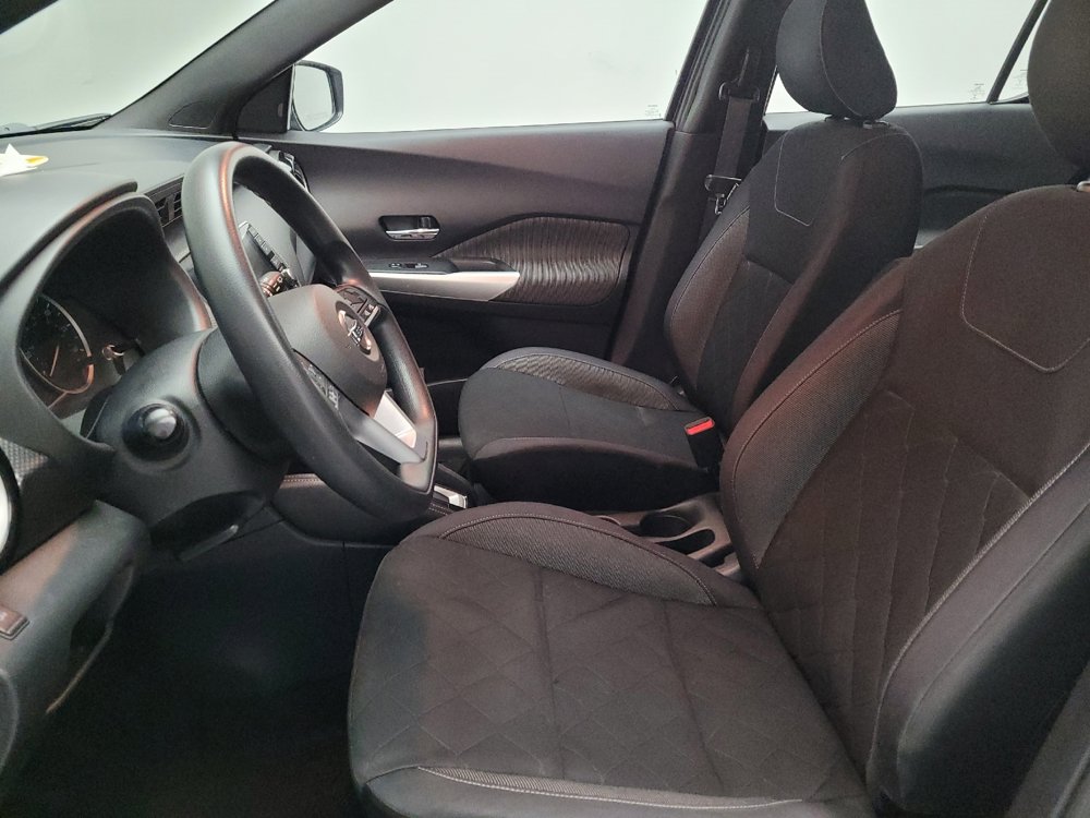 Used 2019 Nissan Kicks SV FWD image 17
