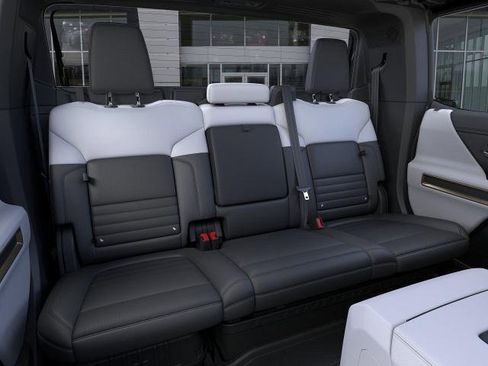 New 2025 GMC Hummer EV 2X w/ LPO, Dark Essentials Package image 17