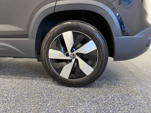 Used 2023 Volkswagen Taos S w/ Driver Assistance Package AWD/4WD image 12