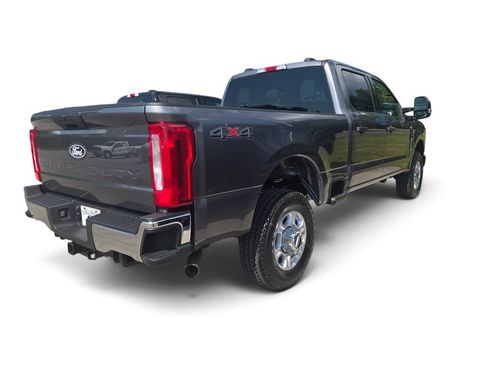 Used 2019 Ford F150 XL w/ Equipment Group 101A Mid RWD image 4