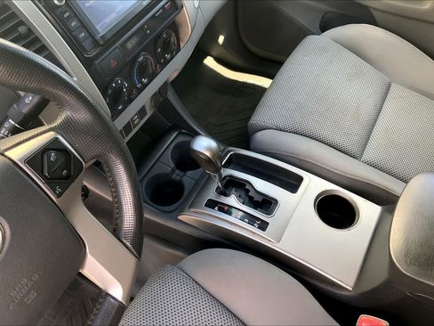 Used 2014 Toyota Tacoma PreRunner RWD image 16