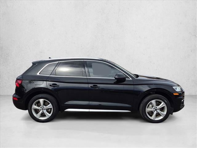 Used 2020 Audi Q5 Prestige w/ Prestige Package AWD/4WD image 4