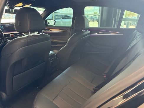 Used 2023 BMW 530e xDrive AWD/4WD image 18