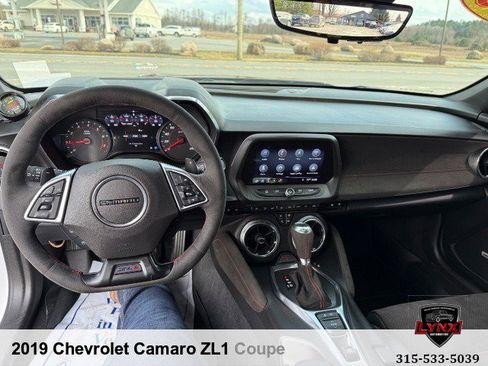 Used 2019 Chevrolet Camaro ZL1 RWD image 21