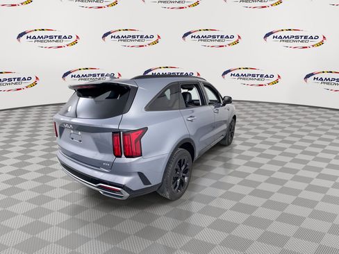 Used 2023 Kia Sorento SX AWD/4WD image 8
