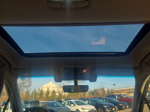 Used 2022 Subaru Outback Touring image 20