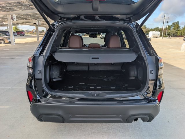 Certified 2025 Subaru Forester Touring AWD/4WD image 29