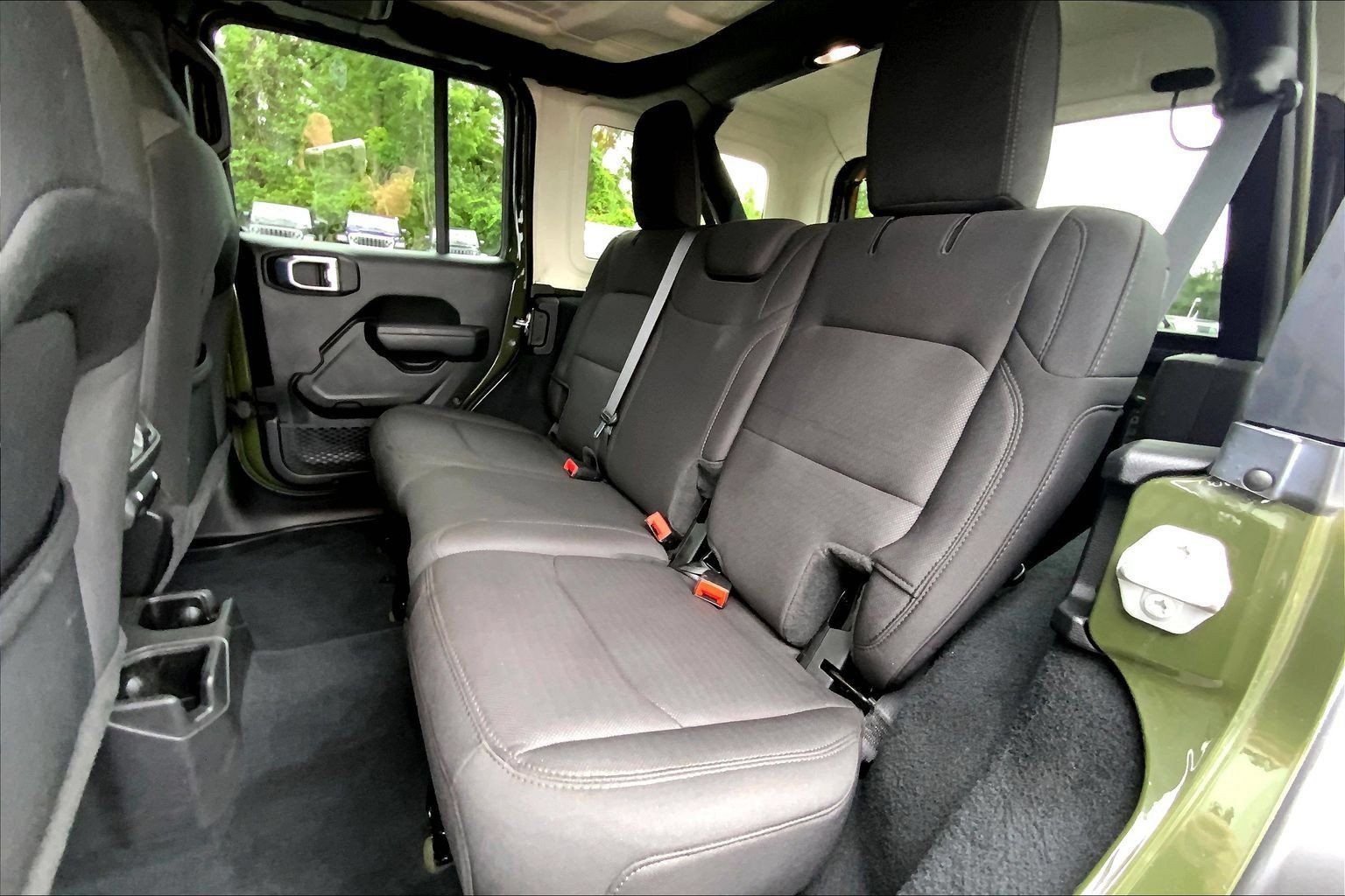 Certified 2022 Jeep Wrangler Unlimited Sport AWD/4WD image 19