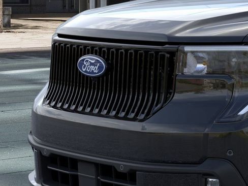 New 2026 Ford Maverick Lobo image 18