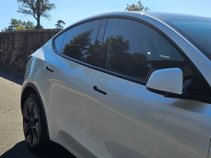 Used 2025 Tesla Model Y Long Range AWD/4WD image 20