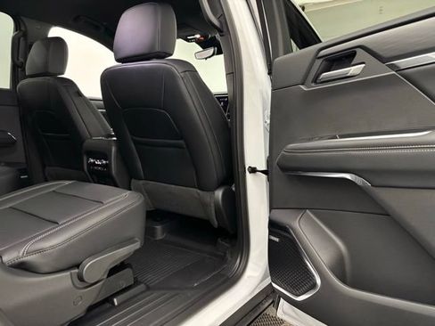 New 2026 GMC Acadia Elevation w/ Elevation Premium Package FWD image 37