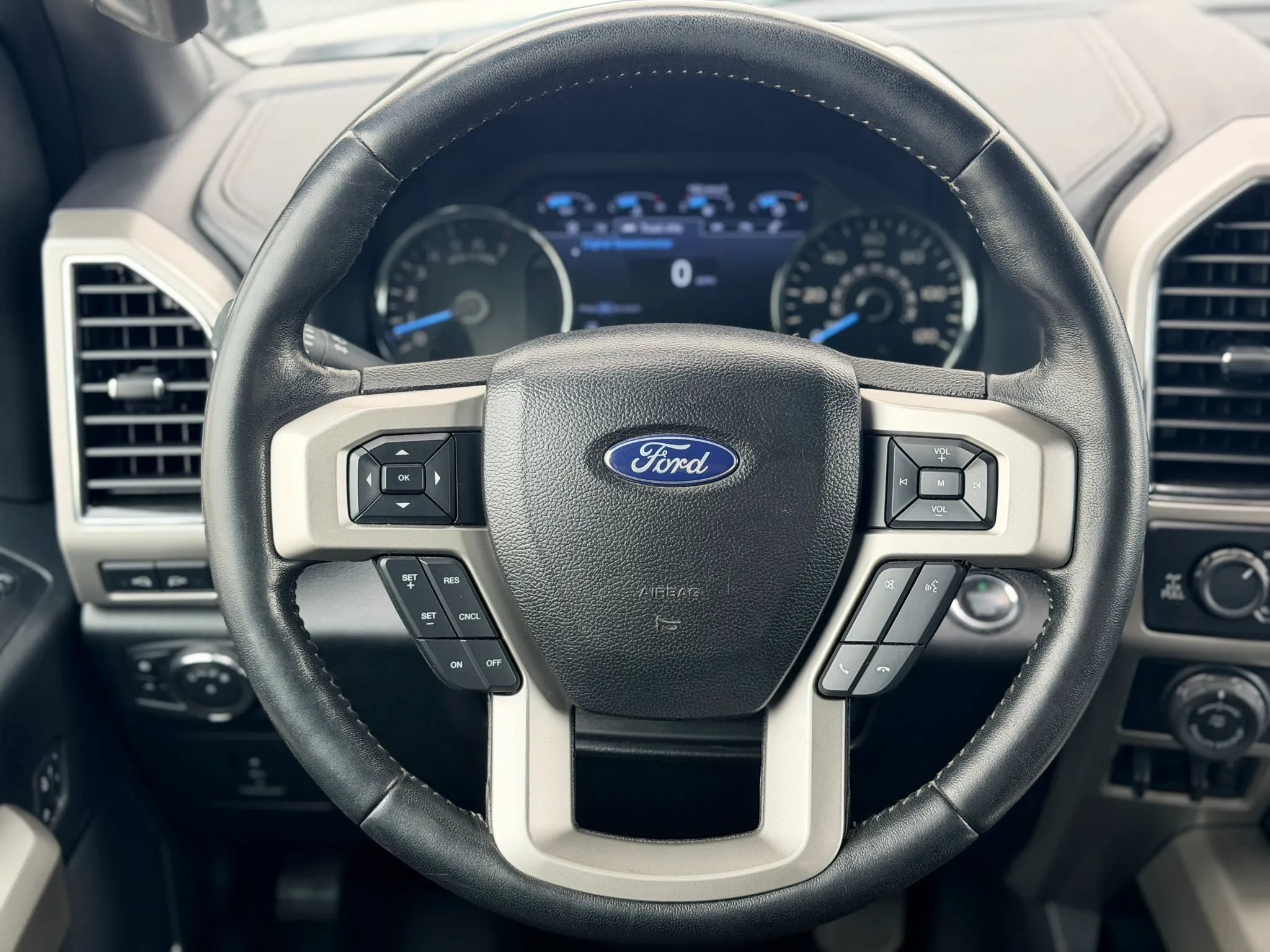 Used 2017 Ford F150 Lariat AWD/4WD image 18