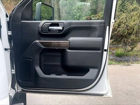 Used 2021 Chevrolet Silverado 3500 LT AWD/4WD image 27