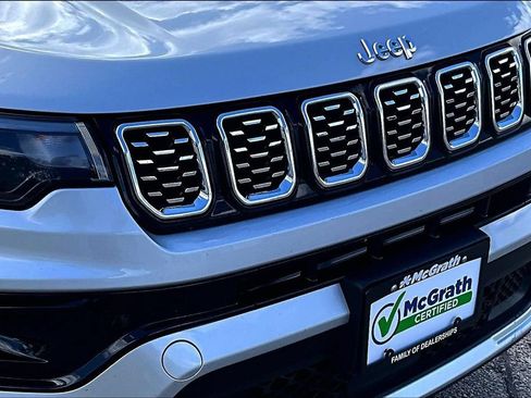 Used 2025 Jeep Compass Limited AWD/4WD image 34