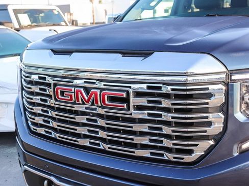 Used 2022 GMC Sierra 1500 Denali AWD/4WD image 6