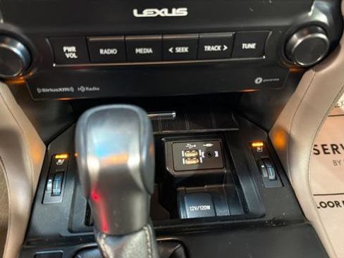 Certified 2023 Lexus GX 460 Premium w/ Premium Package image 28