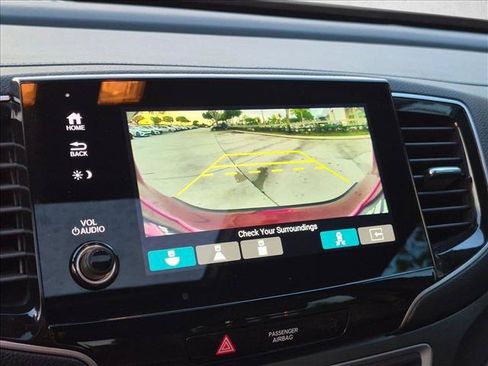 Used 2024 Honda Passport EX-L image 13