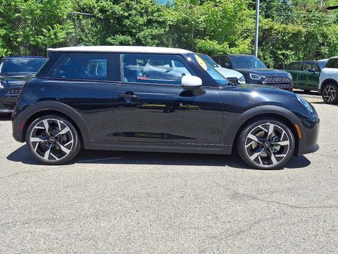Used 2025 MINI Cooper S image 7