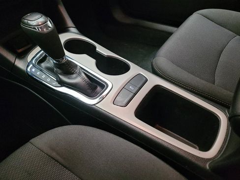 Used 2018 Chevrolet Cruze LS image 26
