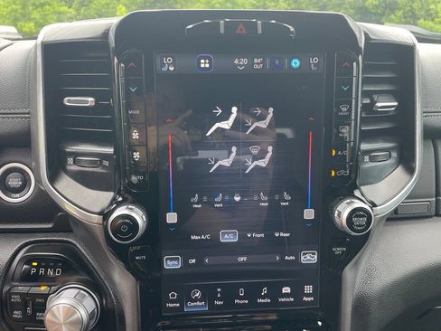 Used 2023 RAM 1500 Laramie AWD/4WD image 28