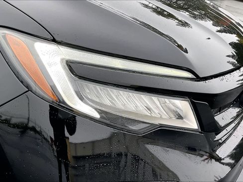 Used 2021 Honda Pilot Black Edition image 32