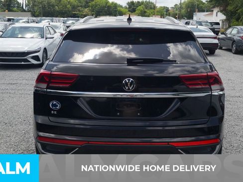 Used 2021 Volkswagen Atlas Cross Sport SE FWD image 4