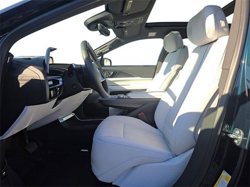New 2026 Cadillac Lyriq Premium Luxury image 10