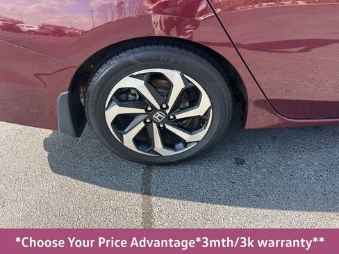 Used 2017 Honda Accord EX image 10