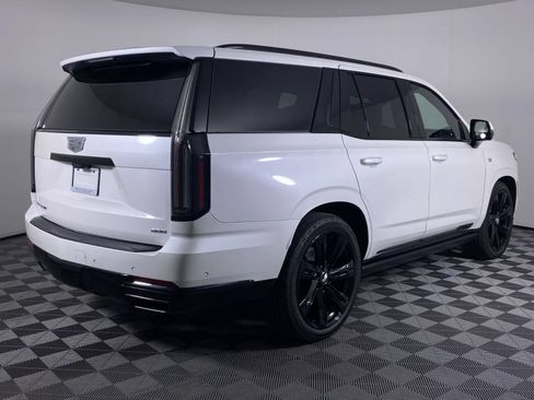 Certified 2025 Cadillac Escalade Sport Platinum w/ LPO, Floor Liner Package AWD/4WD image 22