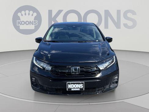 Used 2025 Honda Odyssey Touring image 11