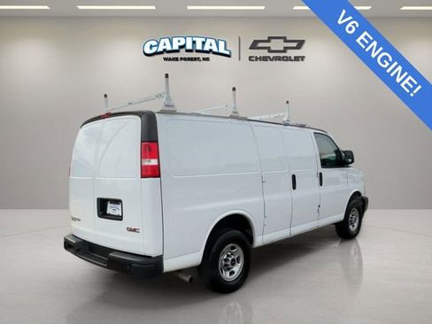 Used 2023 GMC Savana 2500 w/ Driver Convenience Package image 5