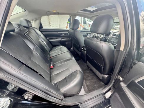 Used 2016 Nissan Altima 2.5 SL w/ 2.5 Technology w/LED Package FWD image 17