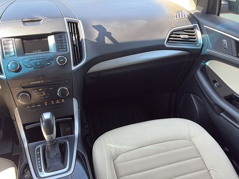 Used 2018 Ford Edge SEL AWD/4WD image 14