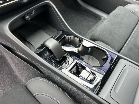 New 2026 Volvo XC40 B5 Ultra w/ Climate Package image 22