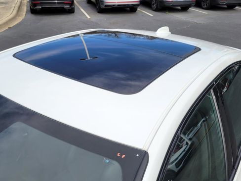 Used 2024 Volvo S60 B5 Core image 12