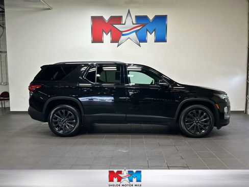 Used 2023 Chevrolet Traverse RS AWD/4WD image 1