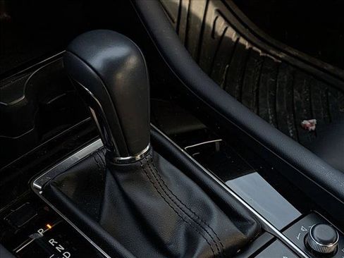 Used 2024 MAZDA MAZDA3 s image 10