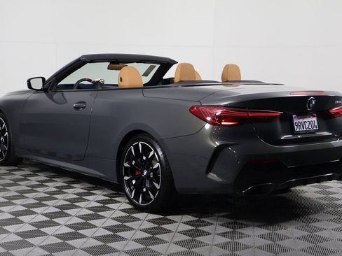Used 2025 BMW M440i Convertible w/ Premium Package image 7