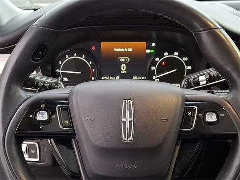 Used 2022 Lincoln Corsair AWD w/ Premium Package image 23