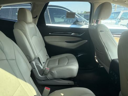 Used 2019 Buick Enclave Premium AWD/4WD image 5