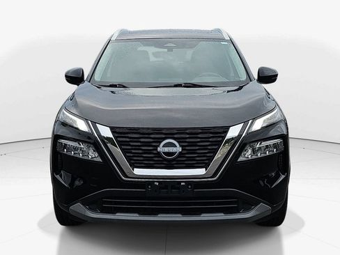 Used 2022 Nissan Rogue SV w/ SV Premium Package FWD image 12