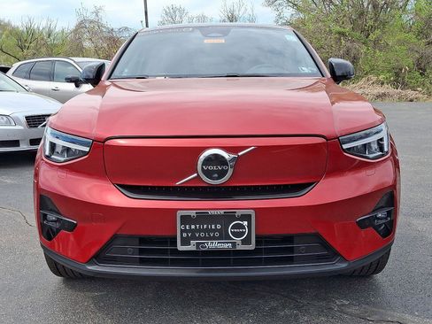 Certified 2023 Volvo C40 P8 Recharge Plus w/ Climate Package AWD/4WD image 2
