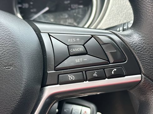 Used 2020 Nissan Rogue Sport S FWD image 29