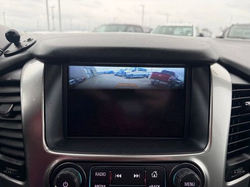 Used 2017 Chevrolet Tahoe LT w/ LT Signature Package image 29