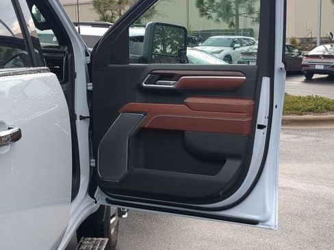 New 2026 GMC Sierra 3500 Denali Ultimate image 37