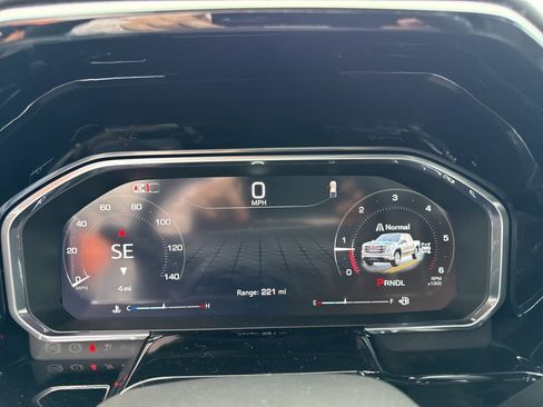 New 2026 GMC Sierra 1500 Elevation image 24