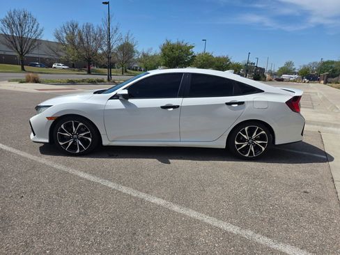 Used 2017 Honda Civic Si image 4