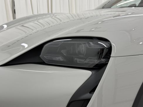 Certified 2023 Porsche Taycan Turbo S image 17