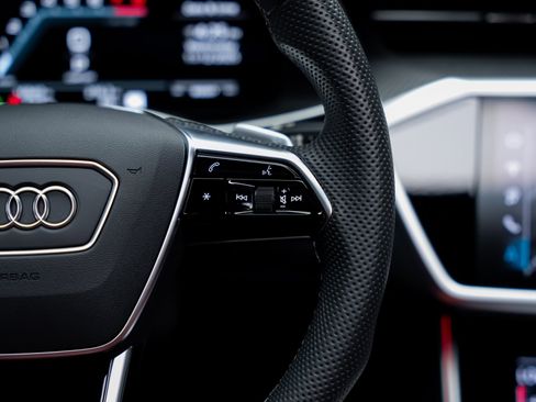 Used 2024 Audi S6 Premium Plus w/ Premium Plus Package image 47