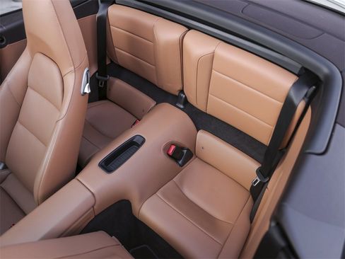 Certified 2015 Porsche 911 Turbo image 18